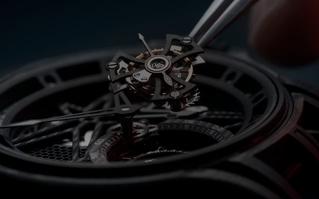 Roger Dubuis, Hyper Watches main visual, close up on tourbillon in case